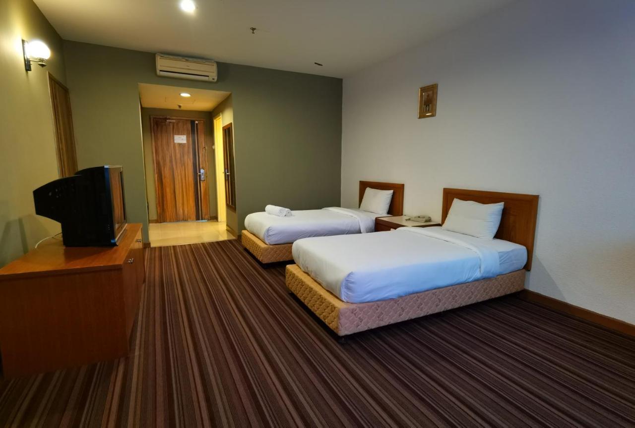 Folkmeldrum Hotel Johor Bahru Exterior foto